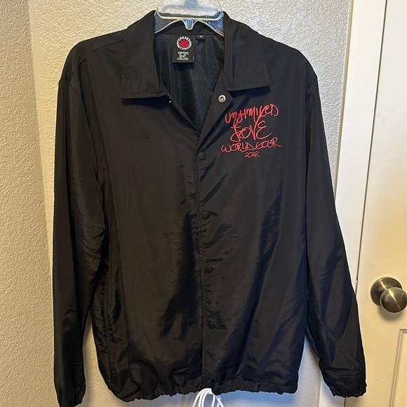 Red Hot Chili Peppers Unlimited Love World Tour 2022 tour jacket - Picture 3 of 7